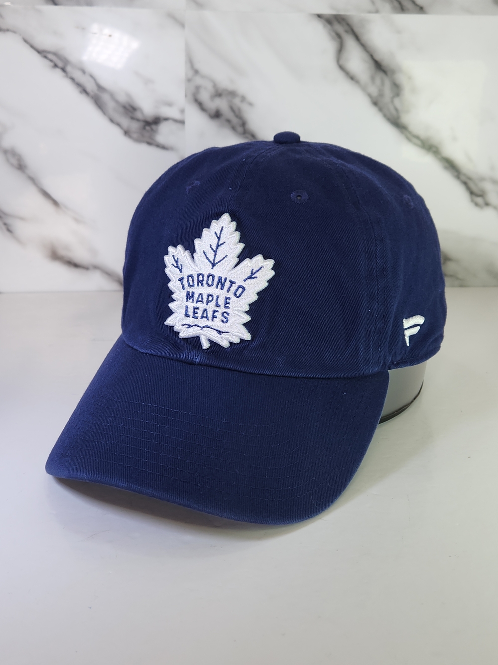 Toronto Maple Leafs Navy Blue Baseball Cap. Adjustable